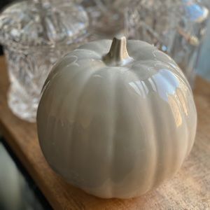 Ceramic pumpkin